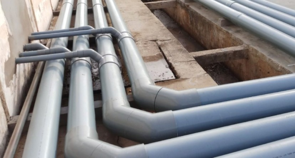 Ảnh hưởng của nối góc 45 độ đến tiếng ồn và rung động đường ống